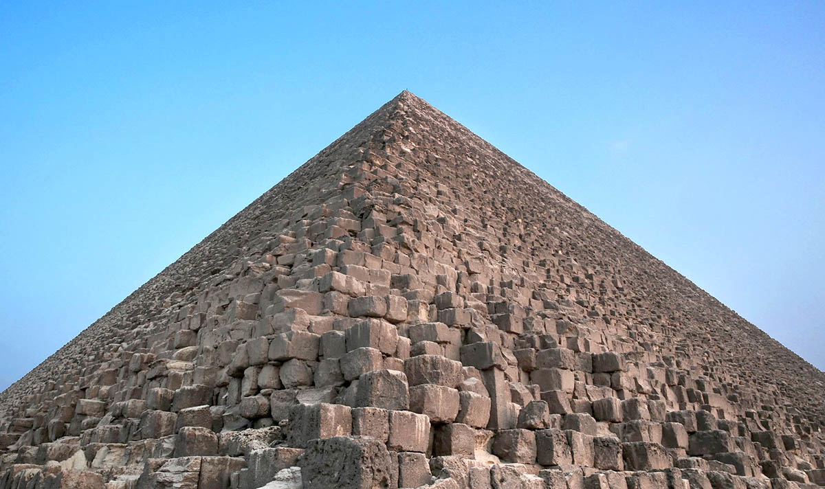 great pyramid of giza stones 