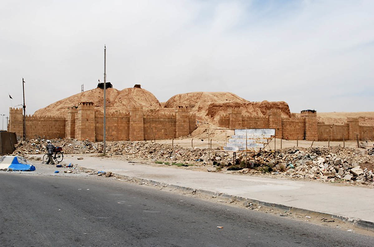 samas gate in nineveh