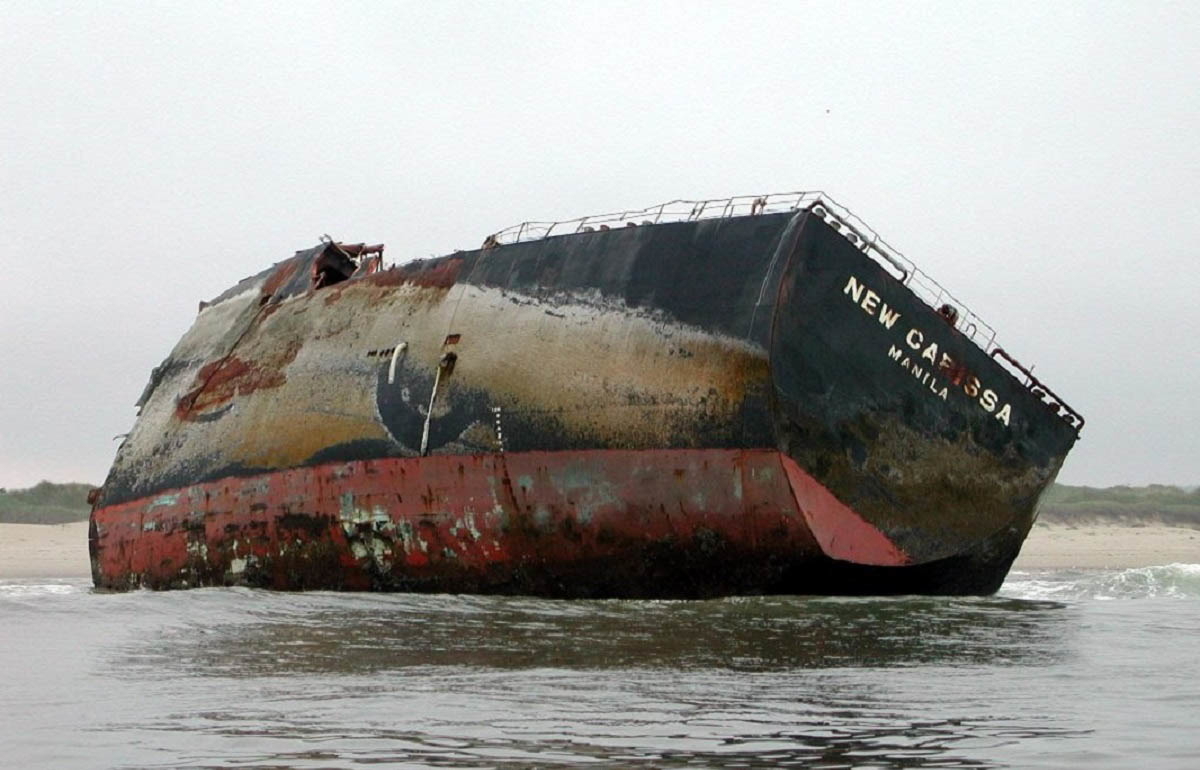 shipwreck carissa oregon 2001
