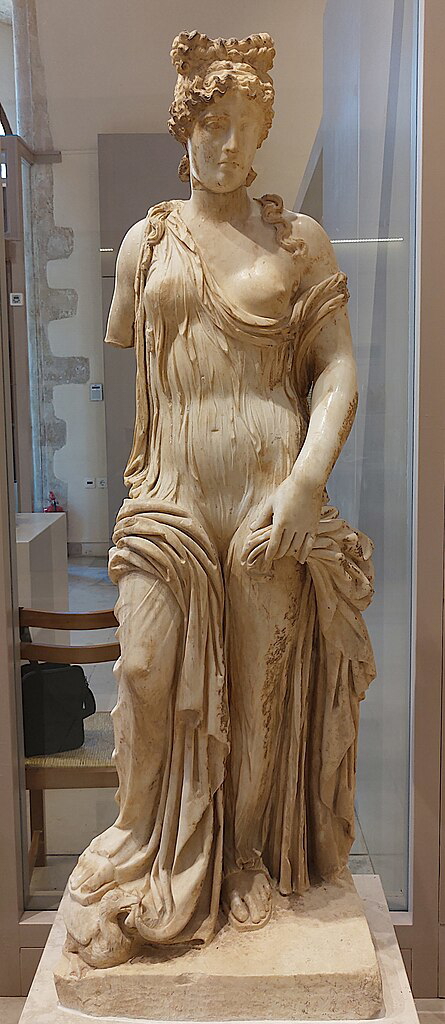 Marble statue of Aphrodite, Roman marble copy of a Greek original, c. mid-2nd century CE. Source: Archaeological Museum of Rethymno, Crete