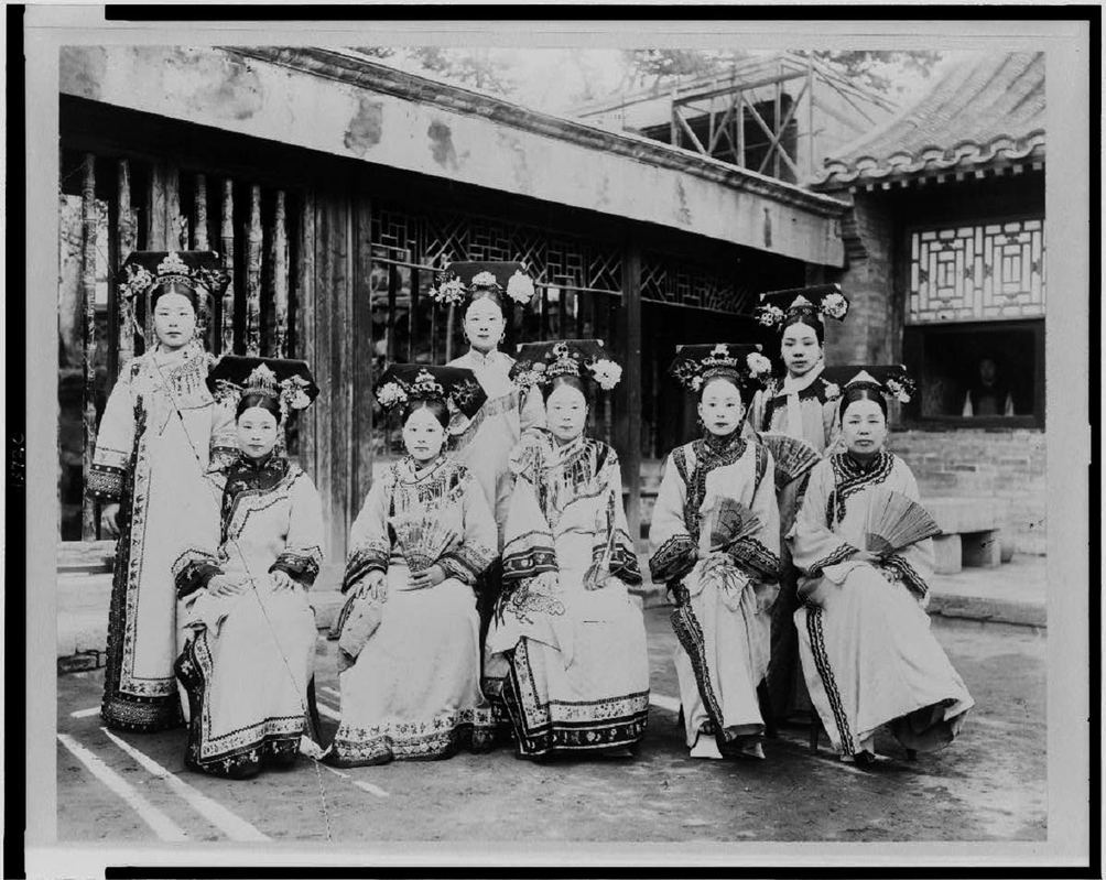 court ladies manchu robes 1910 1925 photo