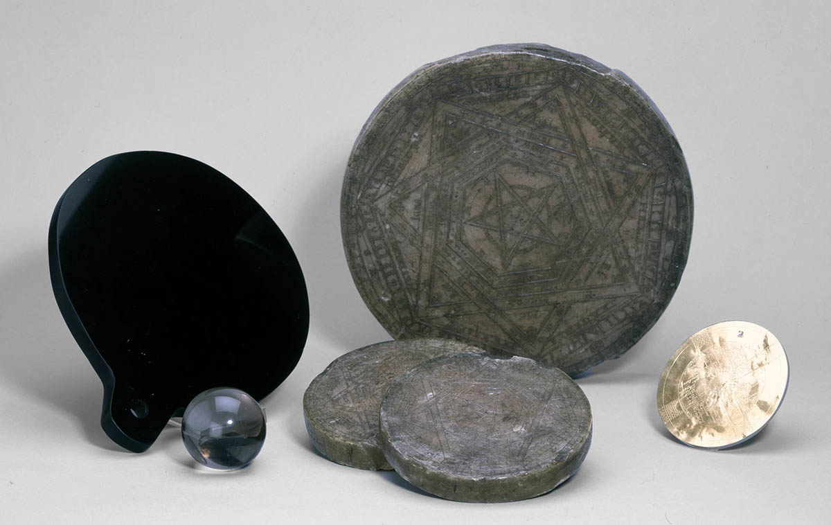 john dee occult artifacts