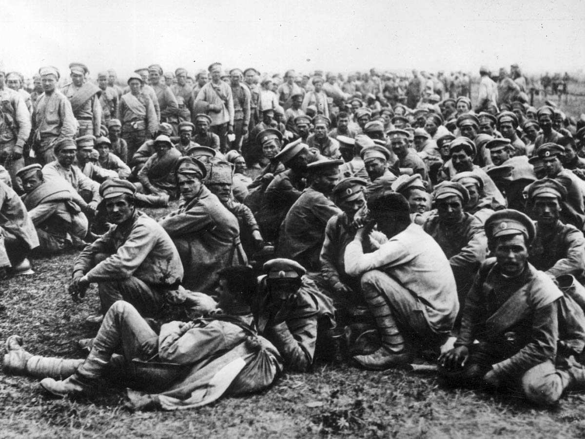 captured russian soldiers battle tannenberg