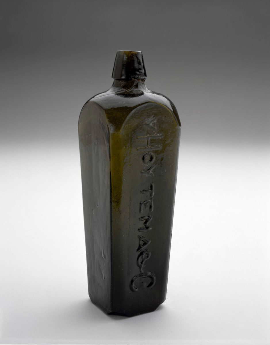 dutch gin bottle