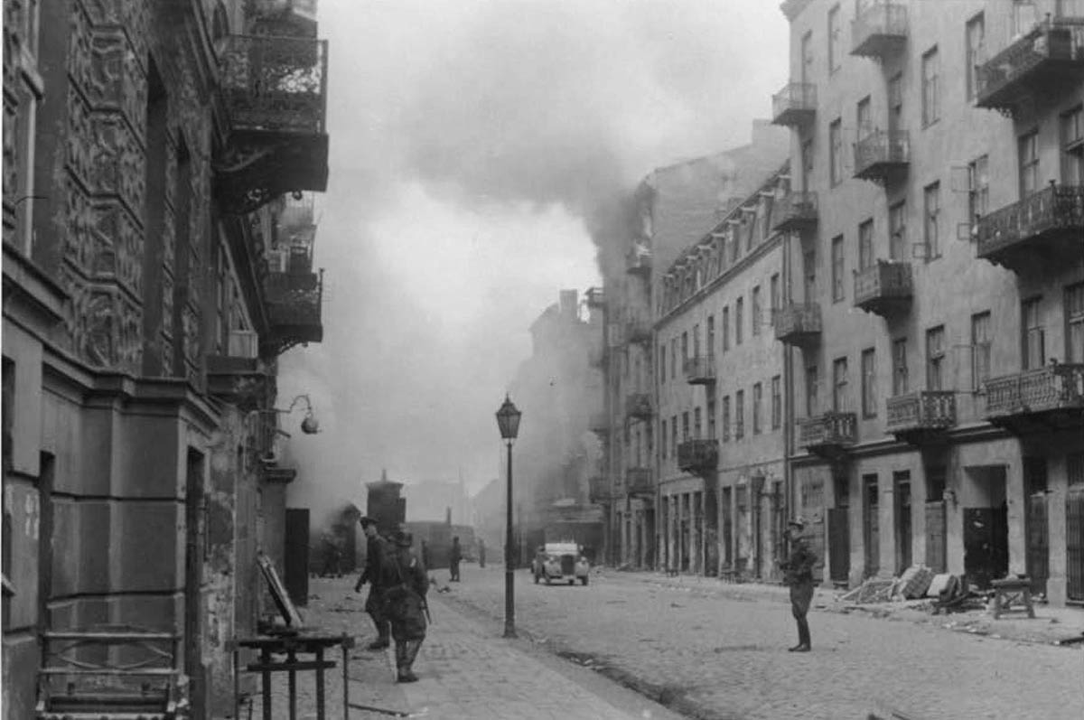 stroop report warsaw ghetto uprising street view