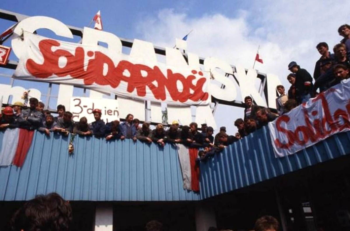 jerzy kosnik gdansk shipyard strike photo