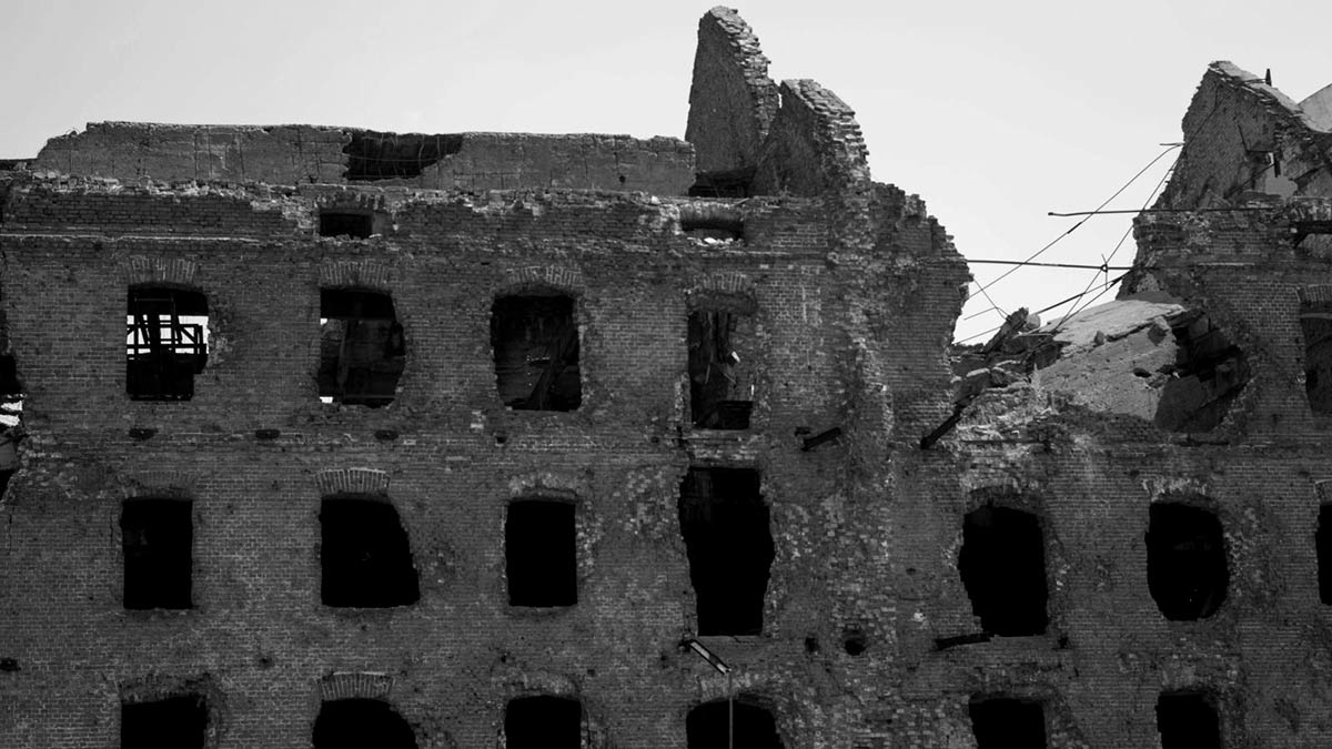 battle stalingrad ruined building