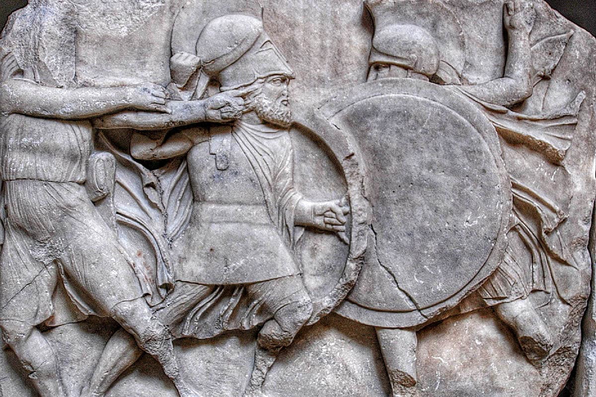 frieze of greek hoplites fighting