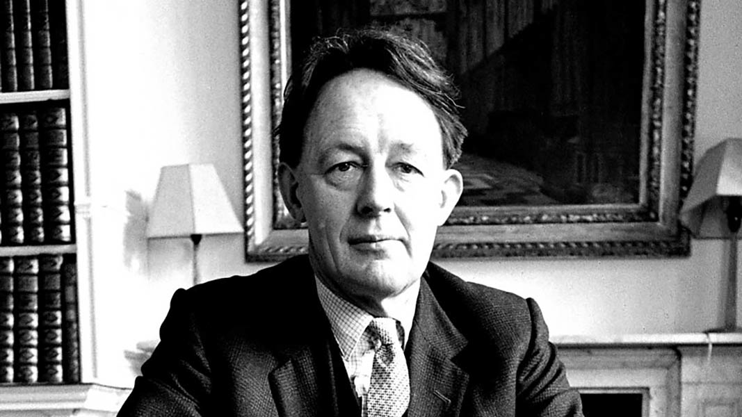 photo portrait edmund leach