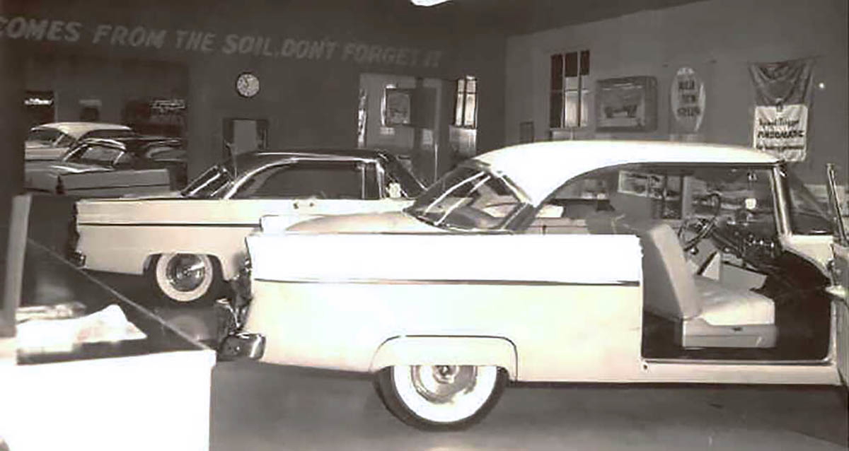 postwar american consumerism dream