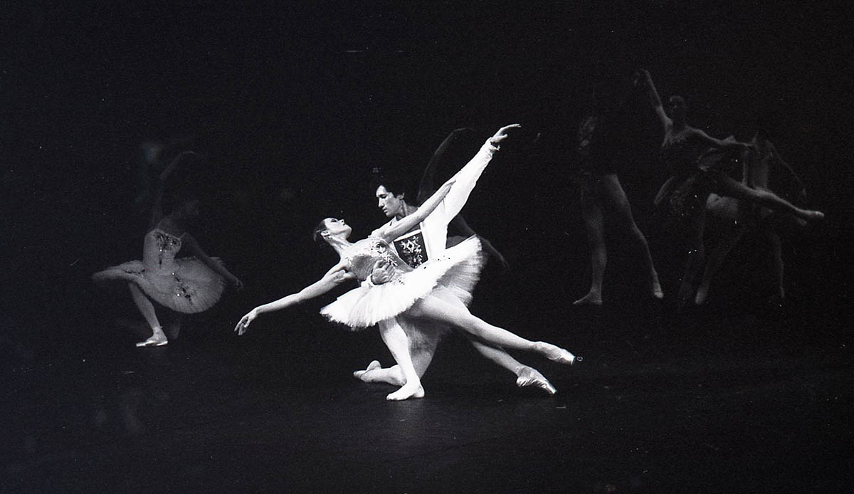 symphony in balanchine new york city ballet