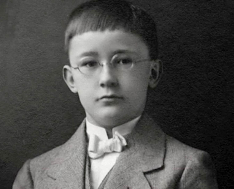 heinrich himmler young boy