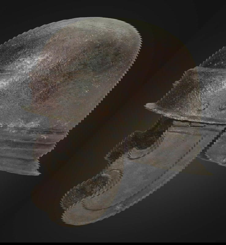 port roman helmet type