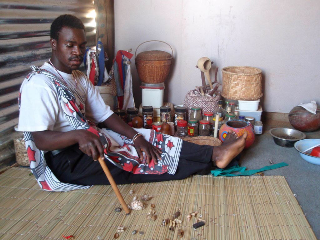 sangoma reading bones