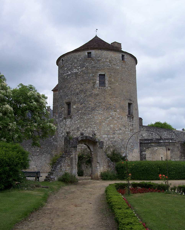 chateau michel de montaigne