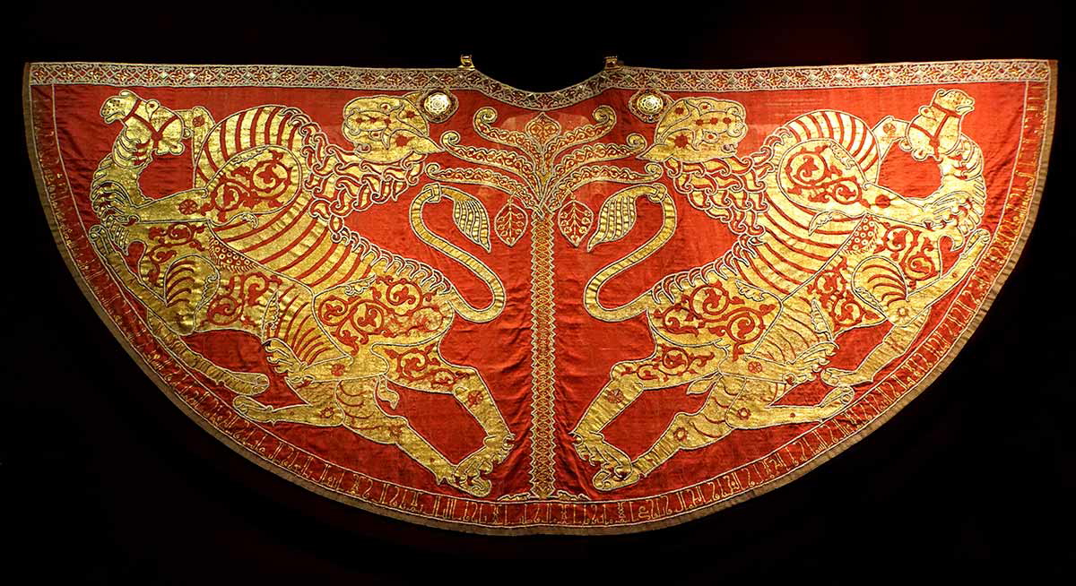 coronation mantle roger norman sicily