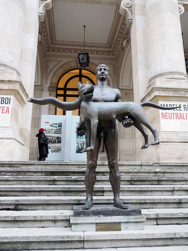 gorduz statue trajan shewolf statue