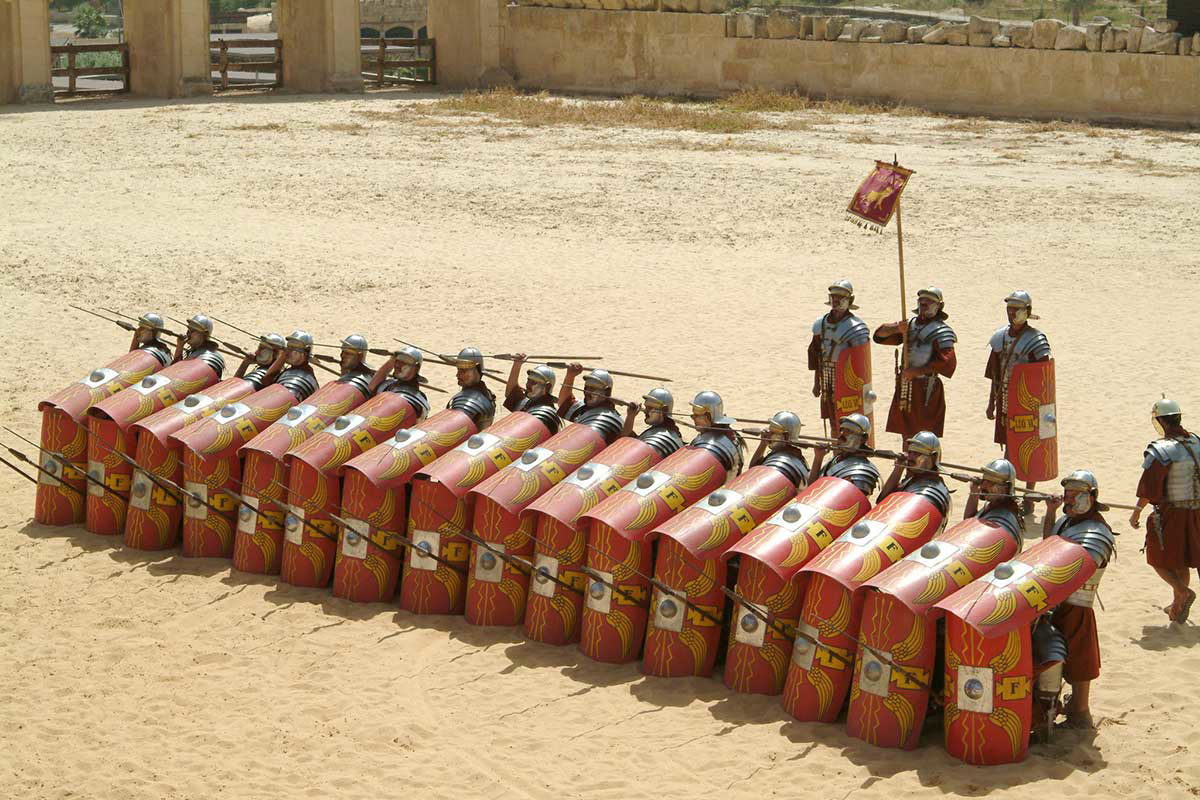 roman soldiers photo ancient roman sieges