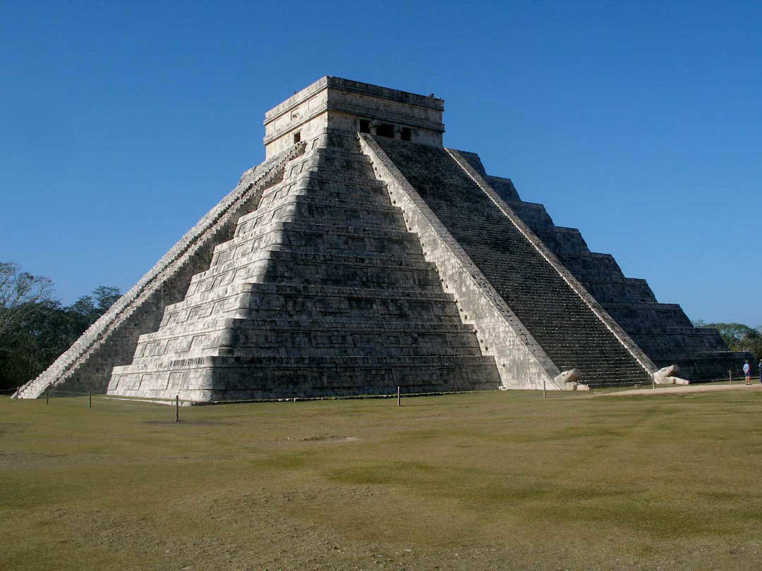 Pyramid When Why Do Some People Believe Atlanteans Built the Pyramids?
