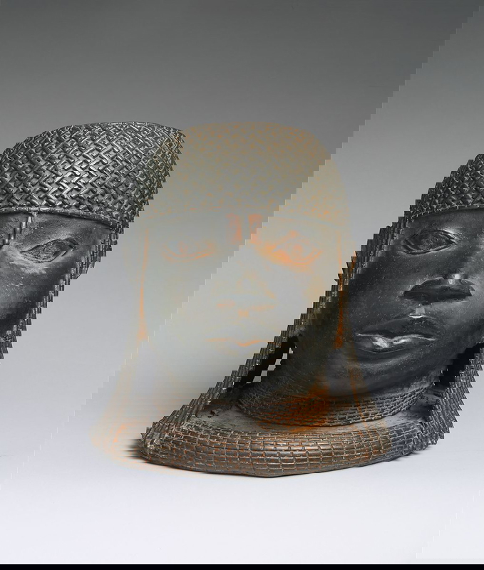head of oba benin african gods