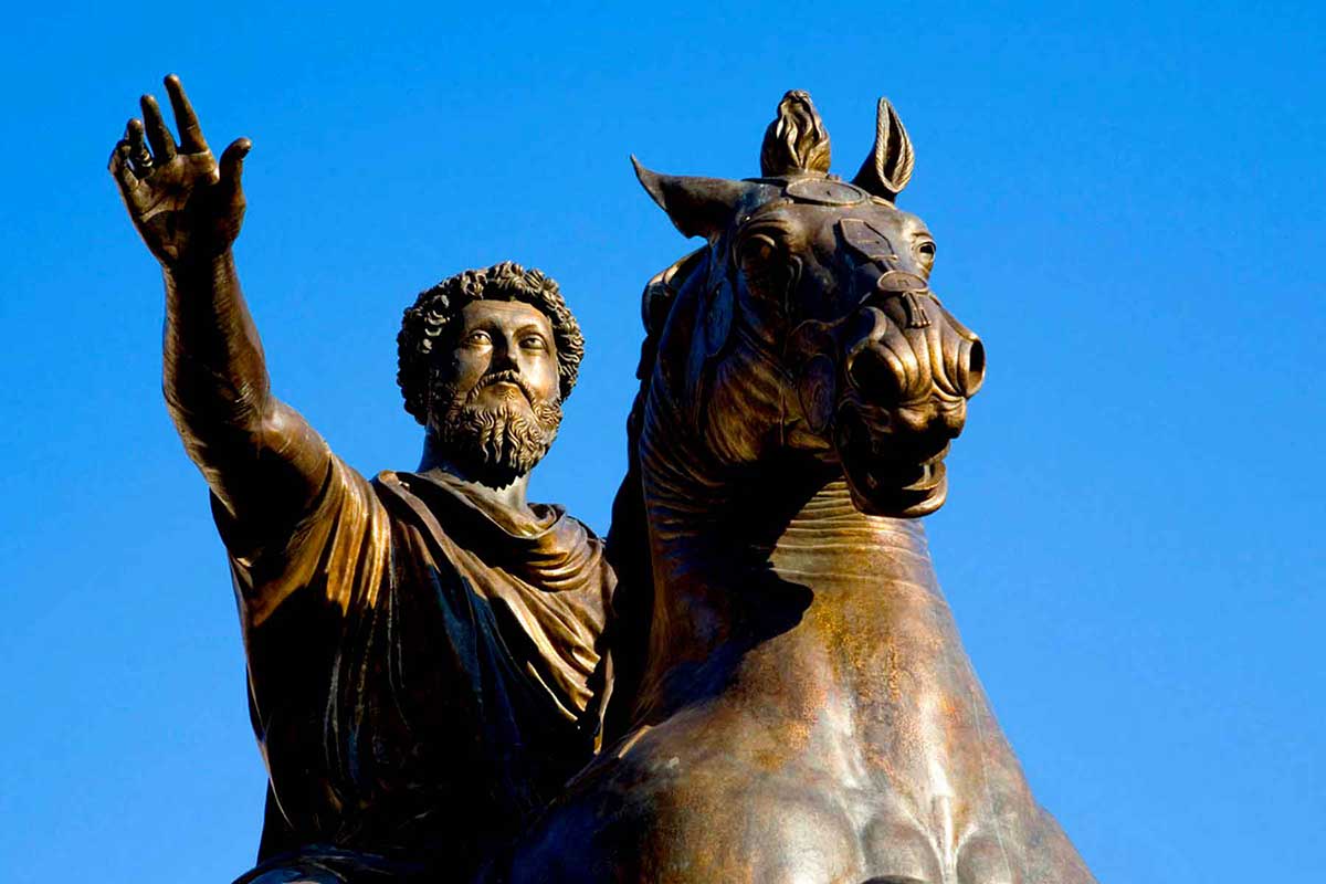 marcus aurelius statue