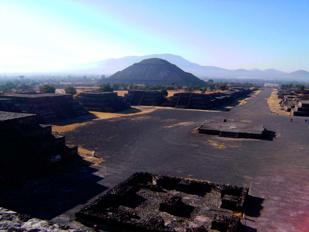 teotihuacan pyramid sun mexico archaeology