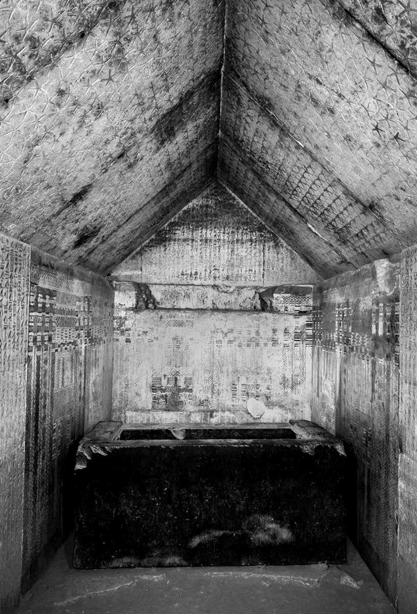 unas tomb burial chamber cannibal hymn