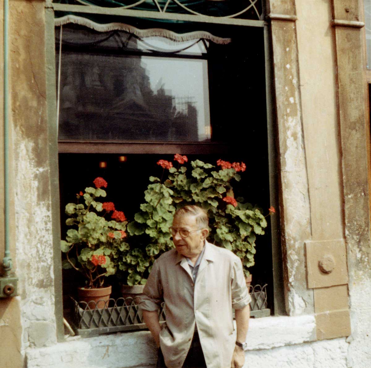 jean paul sartre photograph