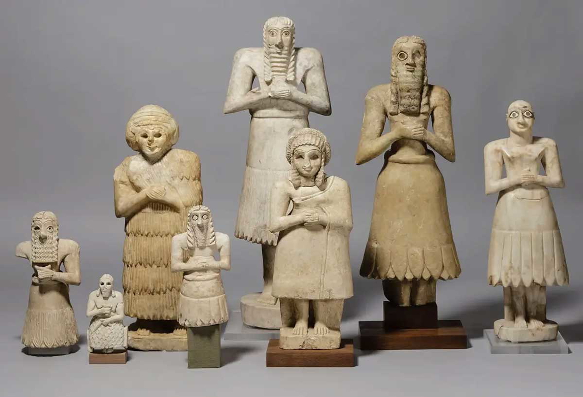 sumerian statuettes