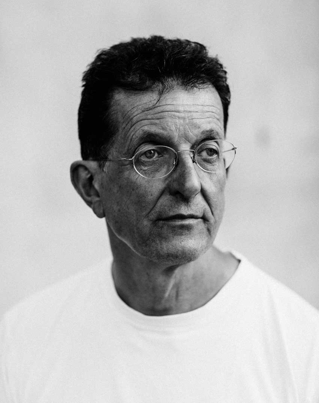 antony gormley portrait photograph