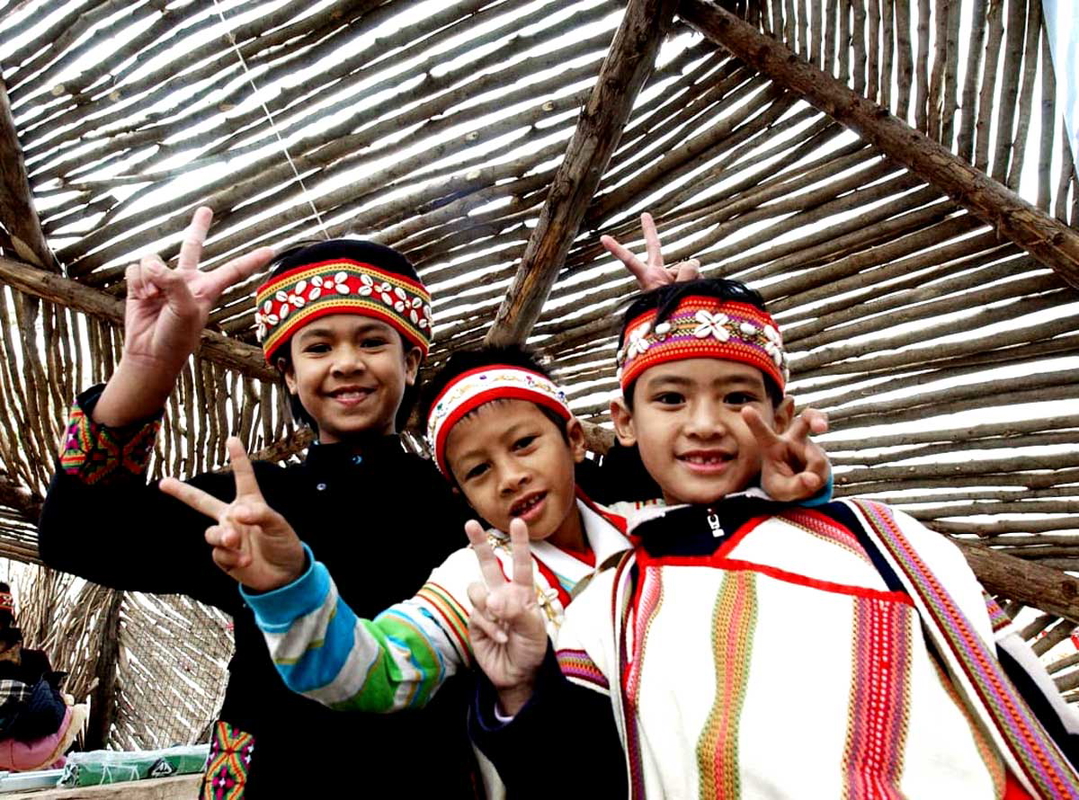 austronesian children photo