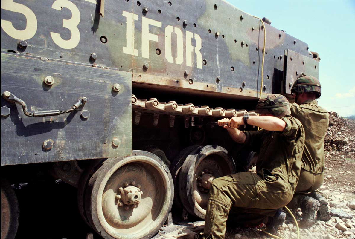 balkans crisis american troops ifor