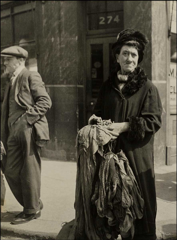 dora maar street photography woman
