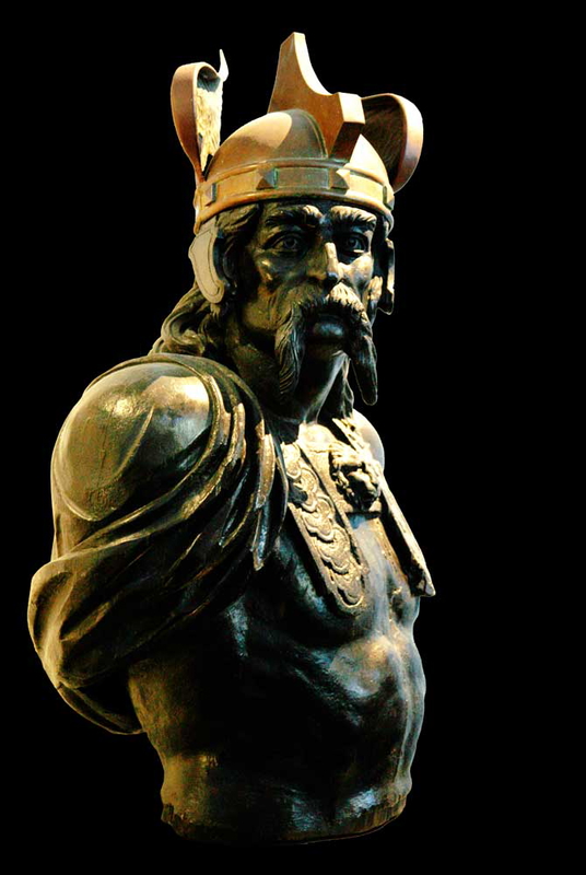 brennus scultpure celtic warrior