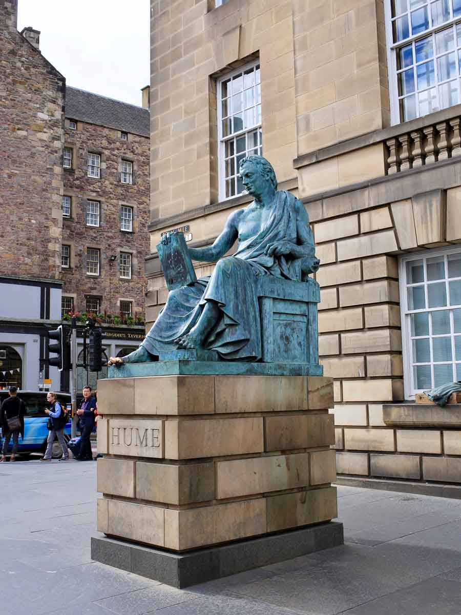 david hume memorial statue edinburgh