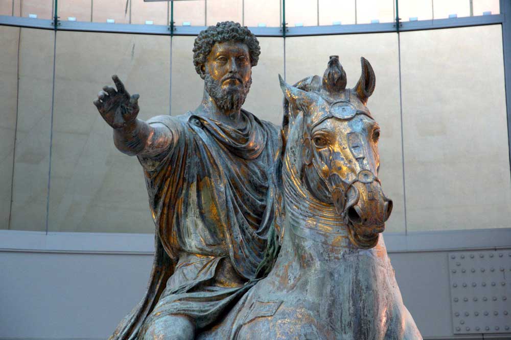 marcus aurelius ancient horse statue