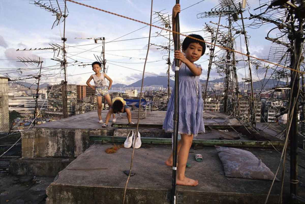 children playing rooftop kowloon greg girard 1989 photo