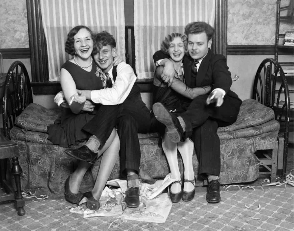 flapper with dates chicago 1928 photo