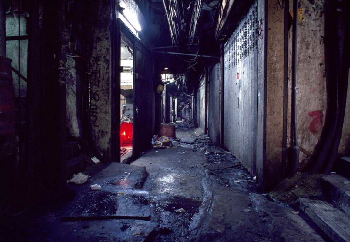 kwong ming street kowloon greg girard 1989 photo