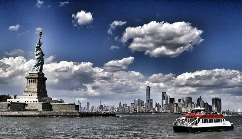 the statue of liberty ferry