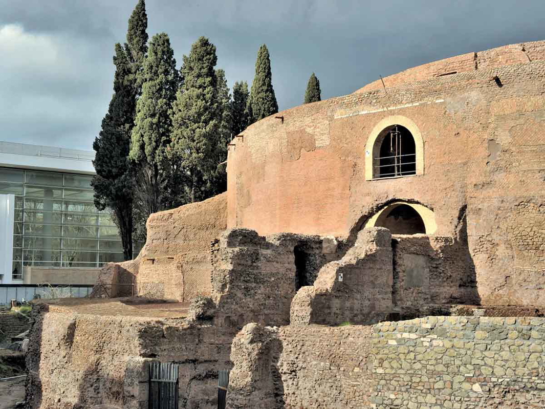 mausoleum augustus ancient world