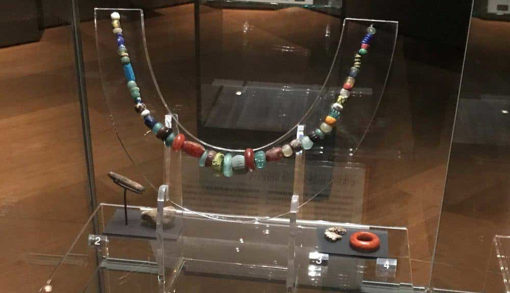 pagan lady viking beads