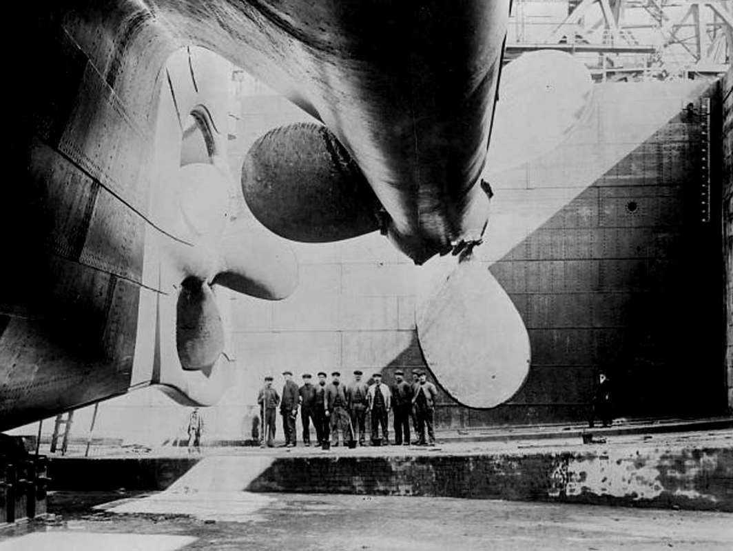 titanic to be launched photography