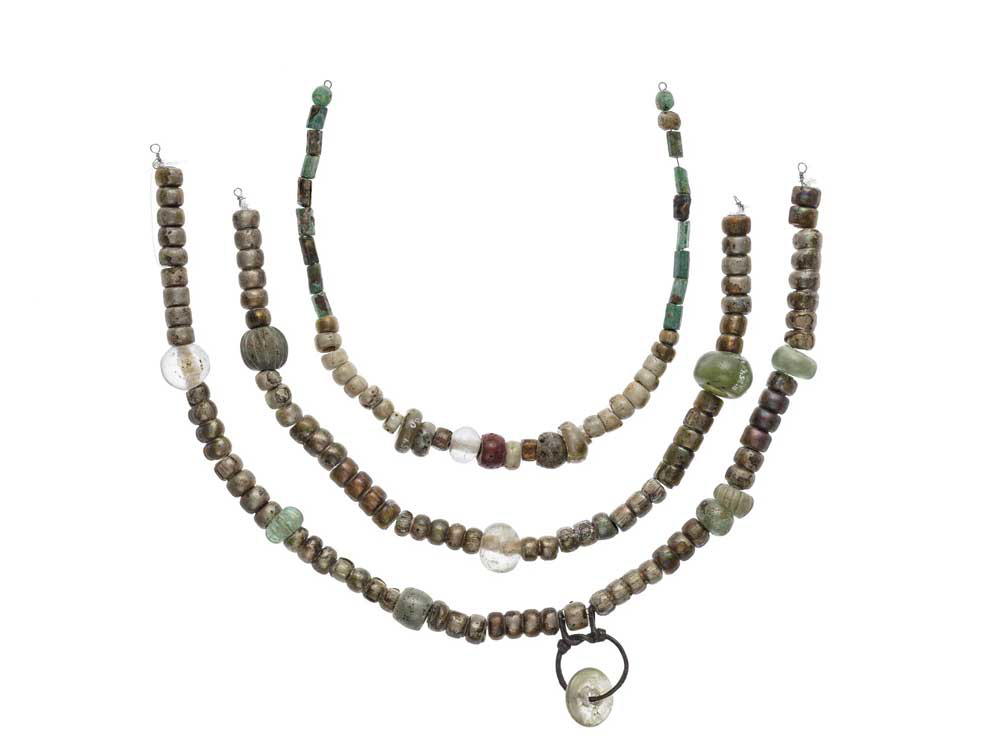 viking beads necklace grave birka