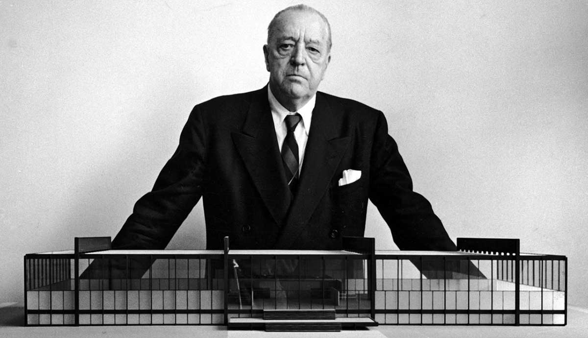 mies van der rohe pioneer modernist architect