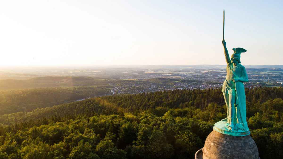battle teutoburg monument forest