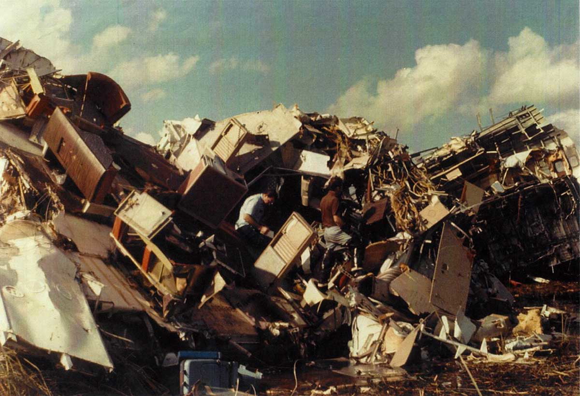 eastern air lines flight 401 wreckage