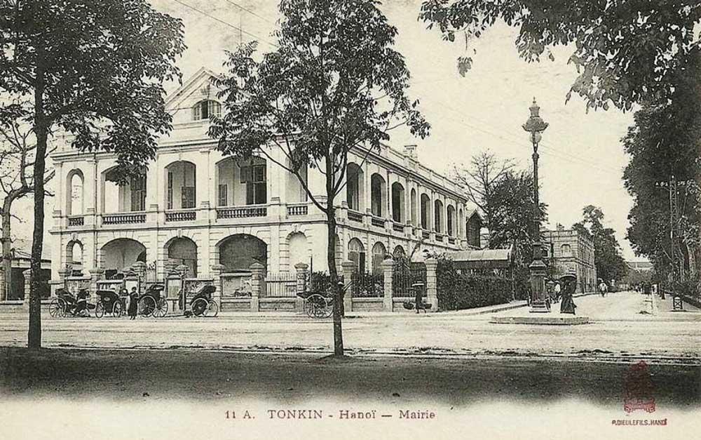 hanoi townhall building french style early 20thcentury