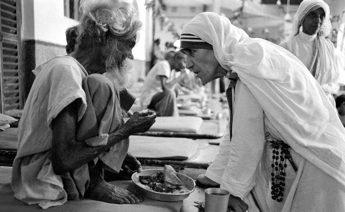 mother teresa beggars india