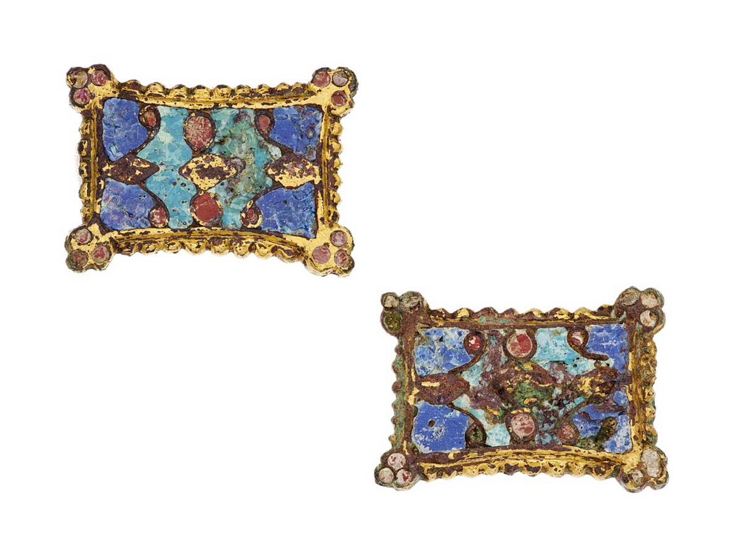 viking burial french suit buckles
